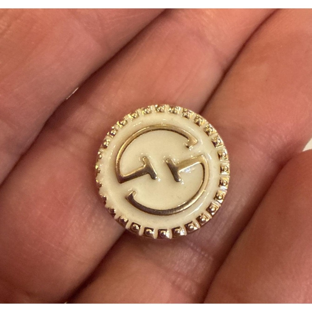 Gucci Button 1 pieces RARE size 21 mm 0,8 inch logo GG DESIGNER- Rare